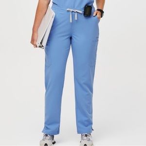 Figs scrub bottom small